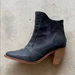 J Shoes boots